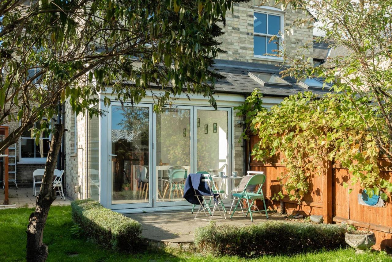 The Magdalene Cottage - Modern & Comfortable 4Bdr Family Home CBG エクステリア 写真