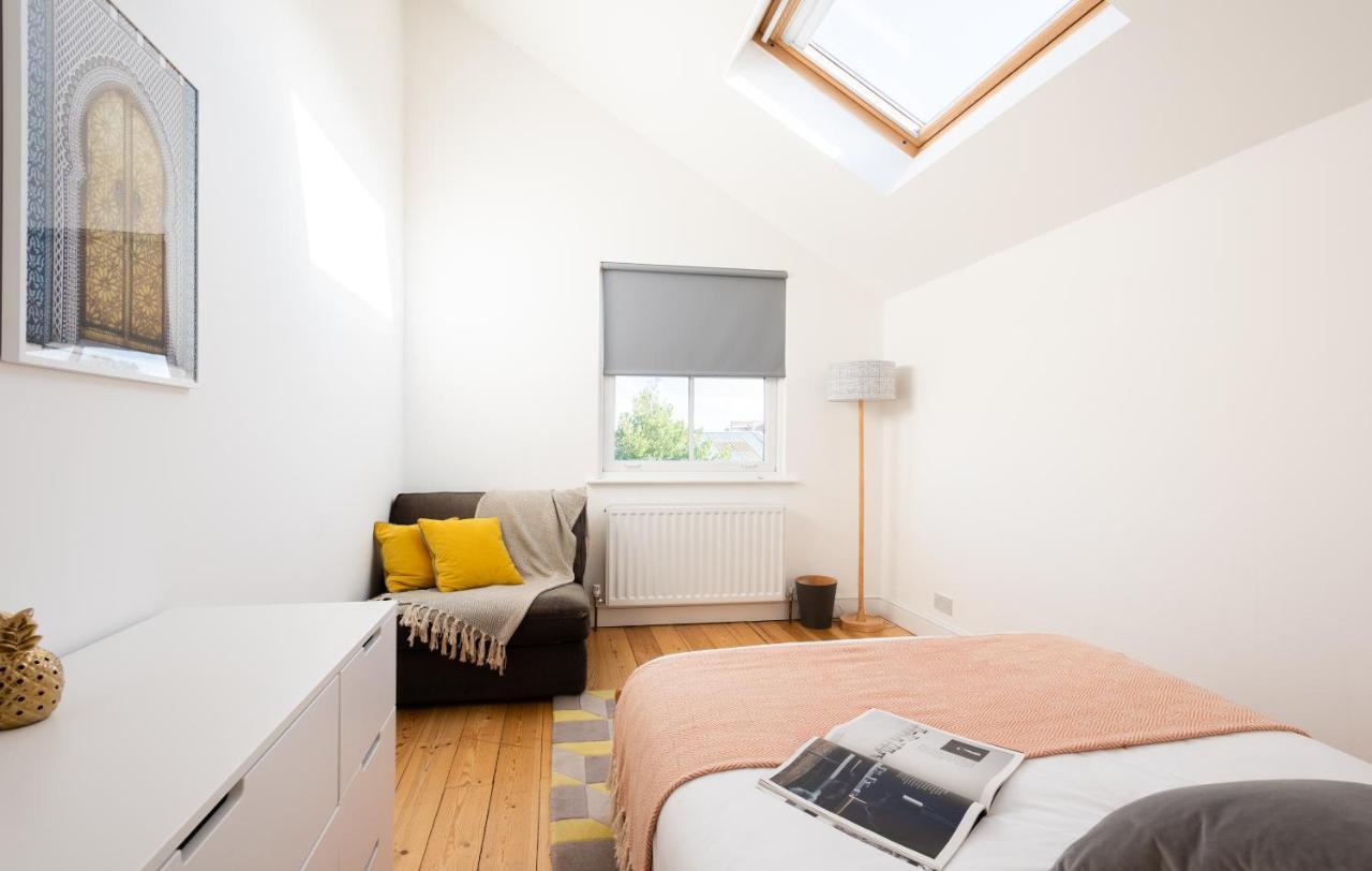 The Magdalene Cottage - Modern & Comfortable 4Bdr Family Home CBG エクステリア 写真